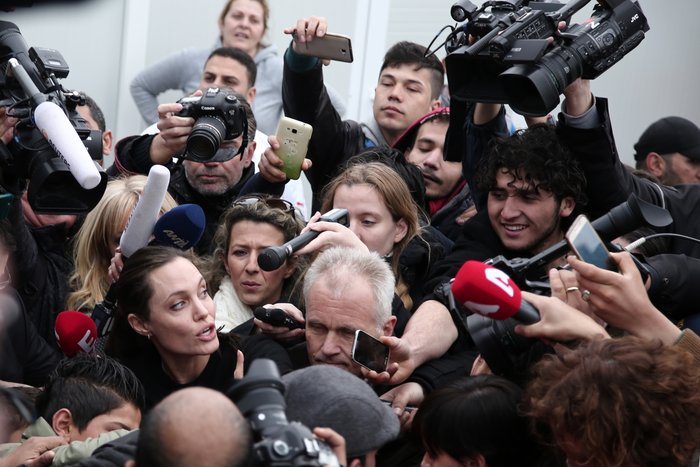 Διεθνής Τύπος: Τα ελληνικά ΜΜΕ εκνεύρισαν τη Τζολί - εικόνα 3