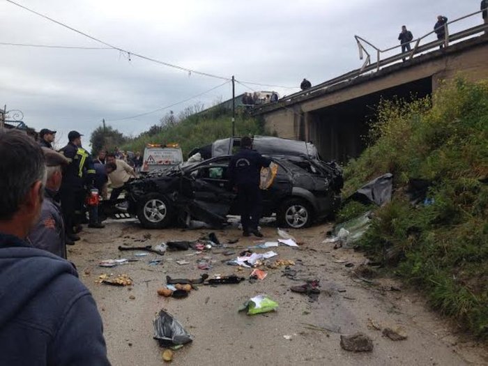 Εικόνες από τον τόπο του δυστυχήματος