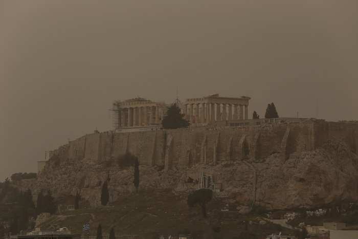 Τι κινδύνους κρύβει η αφρικανική σκόνη και τι πρέπει να προσέξουμε;