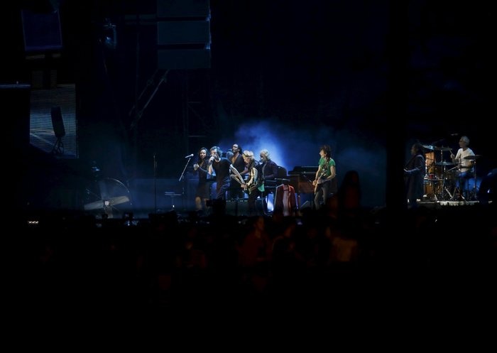 Λαοθάλασσα στην ιστορική συναυλία των Rolling Stones στην Αβάνα - εικόνα 11