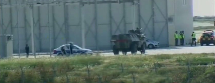 Καρέ καρέ το θρίλερ στο αεροδρόμιο της Λάρνακας - εικόνα 2
