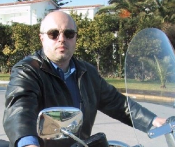 Την πούλησε τελικά την Πόρσε ο βουλευτής της Ένωσης Κεντρώων