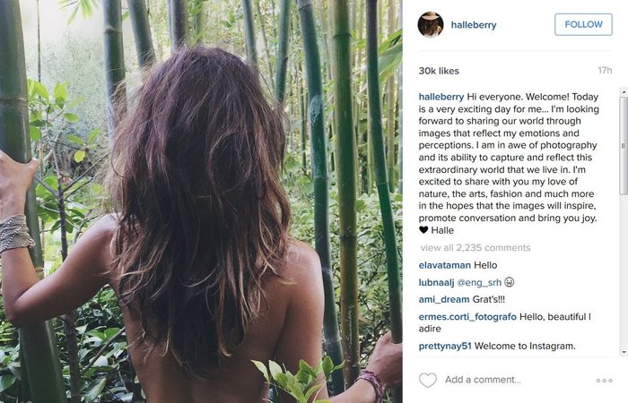Με τόπλες φωτογραφία εγκαινίασε το instagram η Χάλι Μπέρι - εικόνα 2