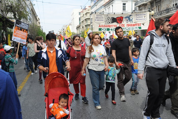 Μεγάλη πορεία προσφύγων και μεταναστών στο κέντρο Δείτε φωτογραφίες - εικόνα 4