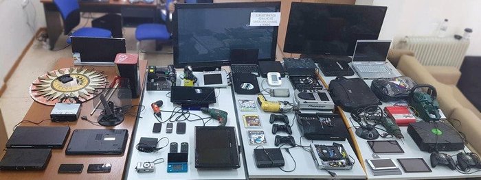 Συνελήφθη η σπείρα που διέρρηξε το εξοχικό του πατέρα του Χούτου