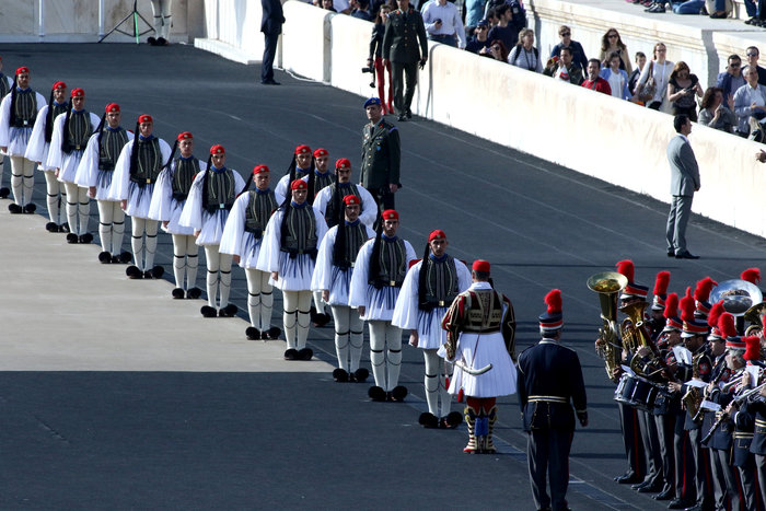 Η Ολυμπιακή Φλόγα ξεκίνησε το ταξίδι της για Ρίο [εικόνες] - εικόνα 8