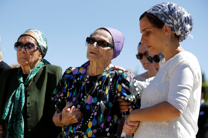 «Πάγωσε» το Ισραήλ για τα θύματα του ολοκαυτώματος - βίντεο και φωτό - εικόνα 4