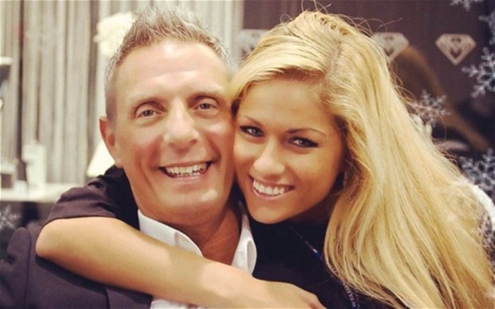 15 χρόνια φυλακή σε μοντέλο για τον φόνο μεγιστάνα