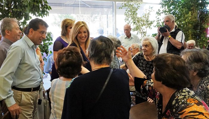 Φώφη: Ντροπή να μιλάει ο κ. Τσίπρας για τους αδύναμους