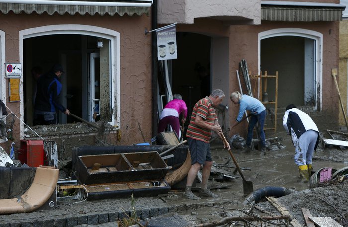Χάος στην Κάτω Βαυαρία μετά και τις χθεσινές πλημμύρες - εικόνα 2
