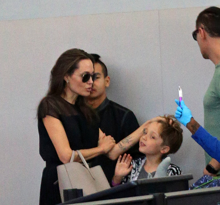 Η σπάνια τρυφερή στιγμή της Τζολί με τον 7χρονο γιο της [Εικόνες] - εικόνα 3