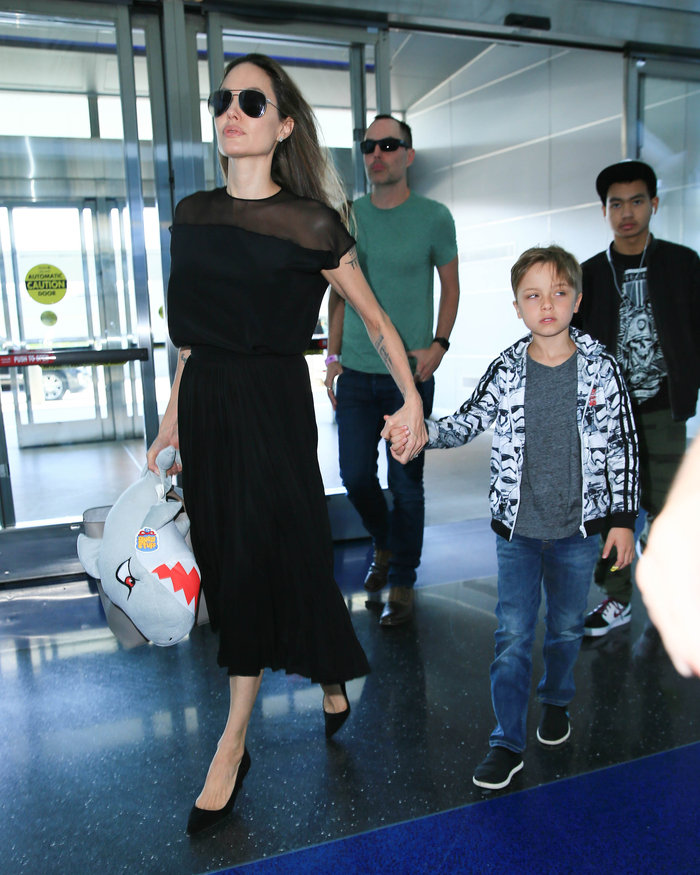 Η σπάνια τρυφερή στιγμή της Τζολί με τον 7χρονο γιο της [Εικόνες] - εικόνα 6