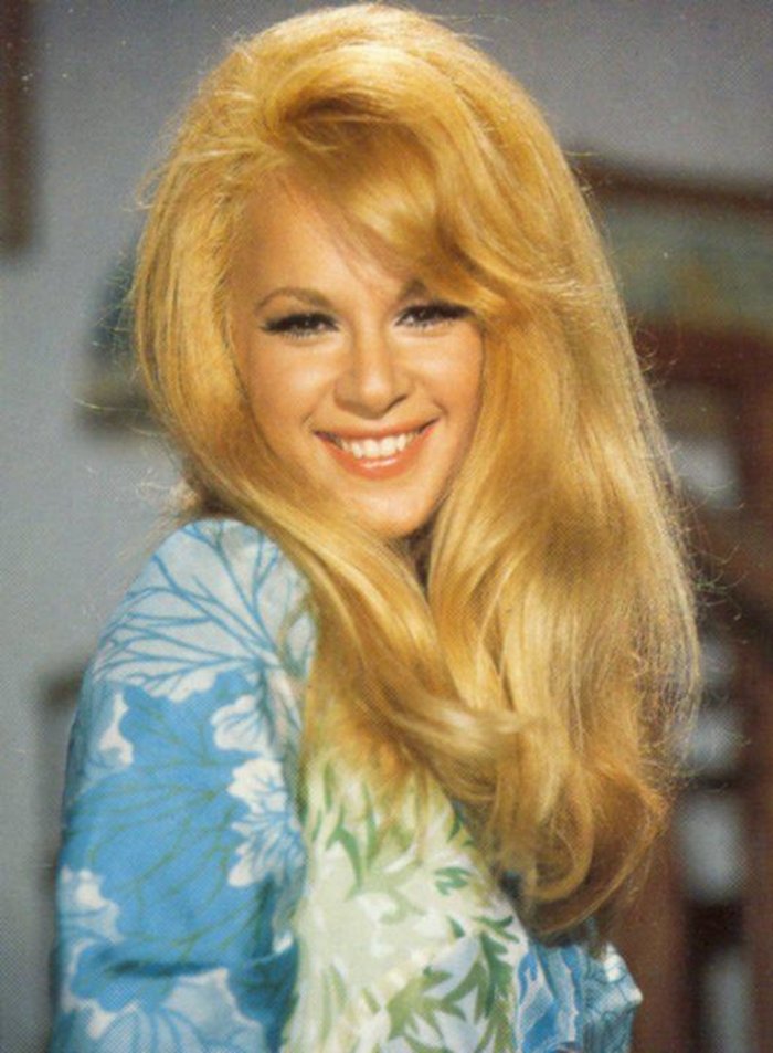 Η άγνωστη σωσίας της Αλίκης στη «νεράιδα και το παλικάρι» [Εικόνες] - εικόνα 3