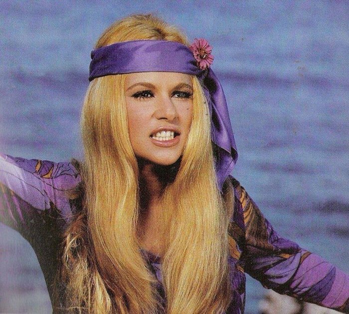 Η άγνωστη σωσίας της Αλίκης στη «νεράιδα και το παλικάρι» [Εικόνες] - εικόνα 9