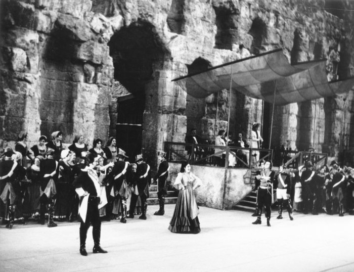 1976/7 - Αλίθια Ναφέ (Κάρμεν), Γκυ Σωβέ (Δον Χοσέ), Θέμις Σερμιέ (Θουνίγα)στην παράσταση της Λυρικής στο Ηρώδειο