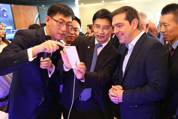 Τι είδε ο Tσίπρας στην έδρα του κολοσσού Huawei - εικόνα 2