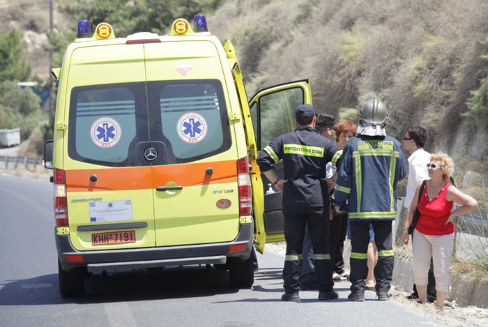 Φωτιά σε λεωφορείο, έσπασαν παράθυρα οι επιβάτες (ΦΩΤΟ) - εικόνα 3