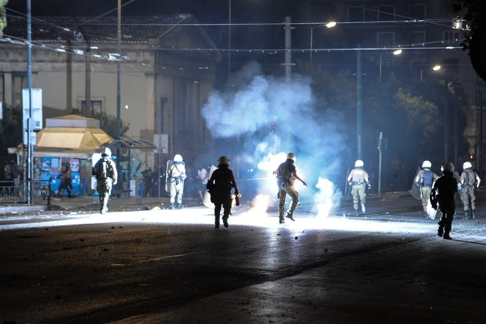 Οι νύχτες της φωτιάς στα Εξάρχεια: Δείτε φωτογραφίες