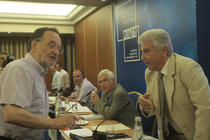 Εισβολή της ΓΕΝΟΠ & διακοπή γενικής συνέλευσης της ΔΕΗ - εικόνα 4