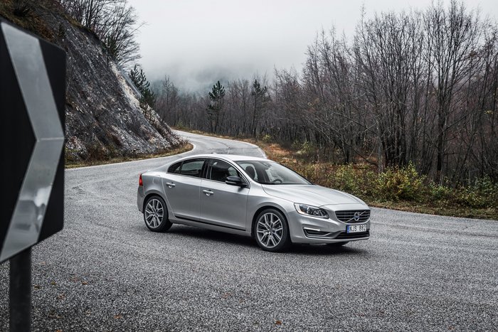 Πόσο πιο προσιτά έχουν γίνει τα νέα Volvo S60 και V60;