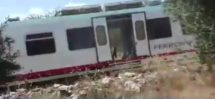 25 νεκροί, δεκάδες τραυματίες από σύγκρουση τρένων στην Ιταλία - εικόνα 3