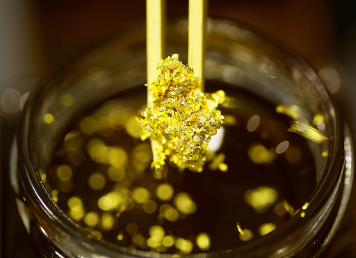 Οι Ελληνες καινοτομούν: Από ξύλινα γυαλιά & ψαροντούφεκα μέχρι «χρυσό» μέλι - εικόνα 2