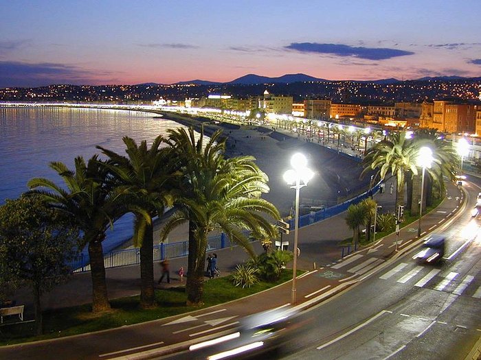 Promenade des Anglais: Πυρ στην Ευρώπη, τσακίστε τα σύμβολα - εικόνα 3