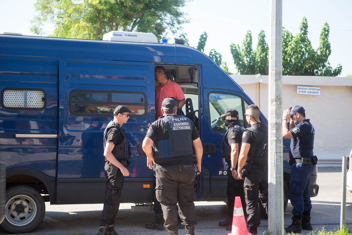 Στον εισαγγελέα οι οκτώ, στην Τουρκία το ελικόπτερο - εικόνα 3