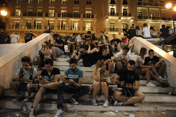 «Μάχη» για τα Pokemon σε Σύνταγμα και Μοναστηράκι - εικόνα 5