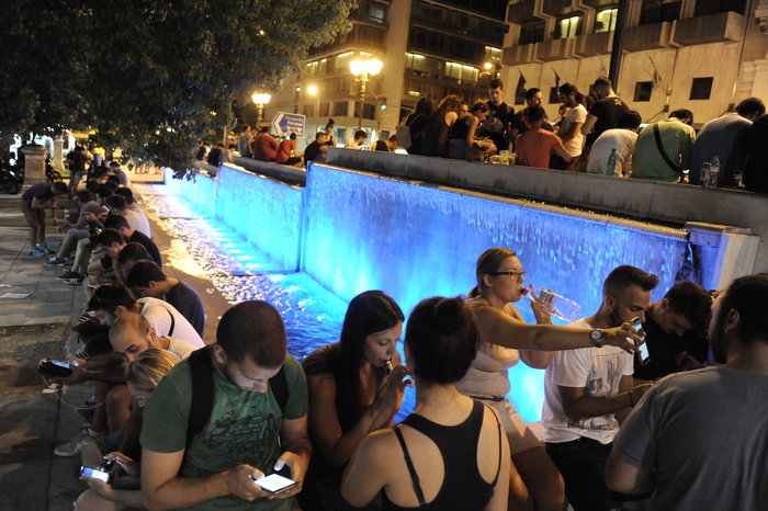 «Μάχη» για τα Pokemon σε Σύνταγμα και Μοναστηράκι - εικόνα 6
