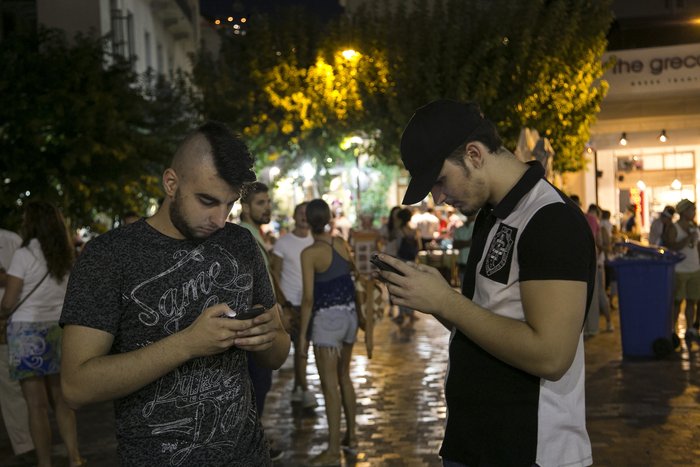 «Μάχη» για τα Pokemon σε Σύνταγμα και Μοναστηράκι - εικόνα 10