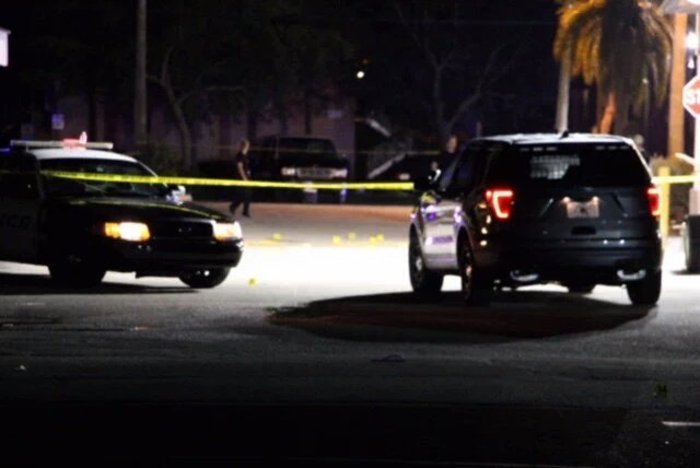 Δύο νεκροί, 17 τραυματίες από επίθεση σε κλαμπ της Φλόριντα - εικόνα 2