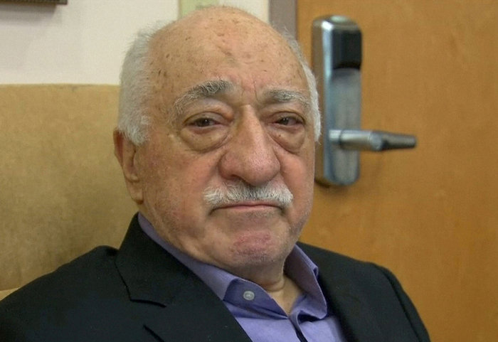 Σε κελιά και τάφους στέλνει τους εχθρούς του ο Ερντογάν - εικόνα 8