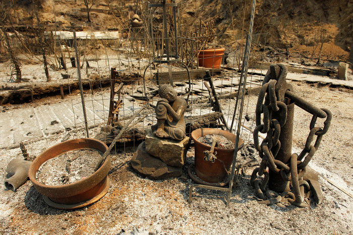 Βιβλική καταστροφή από την πυρκαγιά στην Καλιφόρνια [EIKONEΣ]