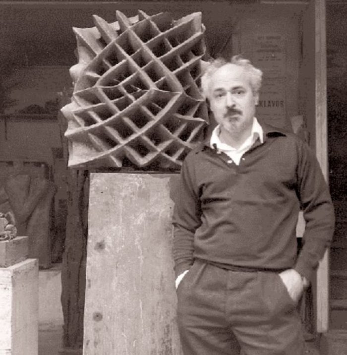 Σκλάβος:Ο γλύπτης που καταπλακώθηκε από το έργο του «επέστρεψε» πατρίδα - εικόνα 2