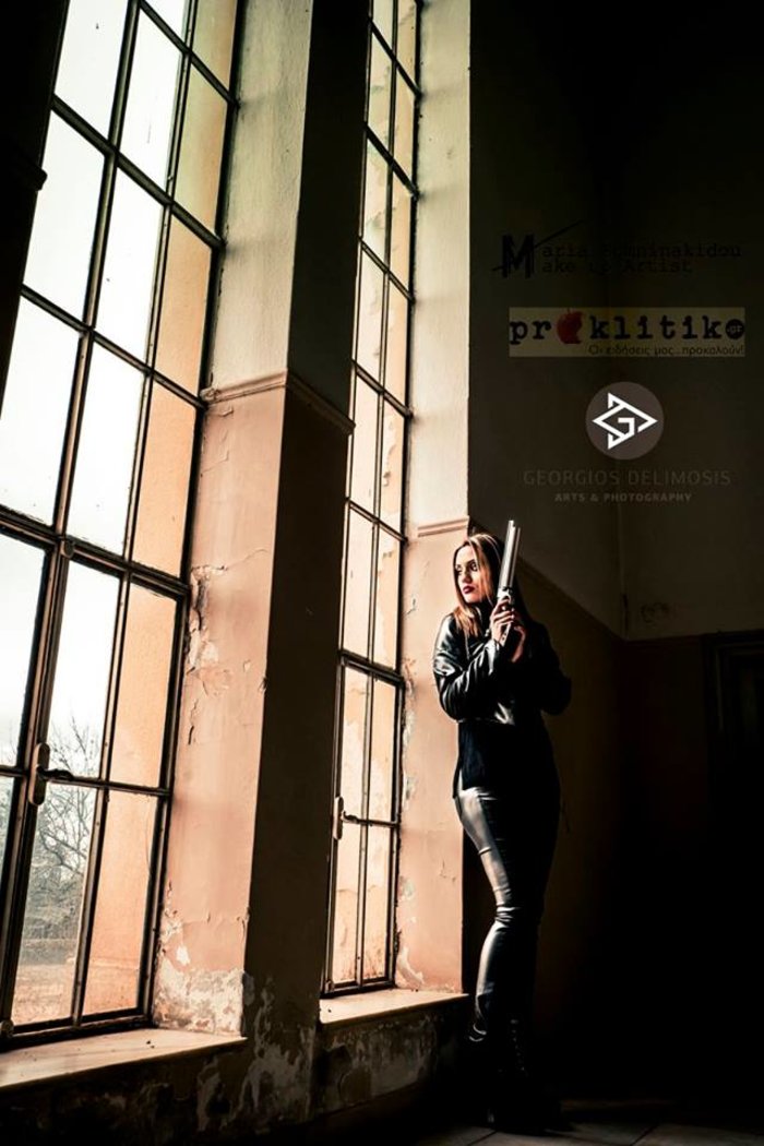 Η απίστευτη φωτογράφιση της Αννας Κορακάκη - εικόνα 3