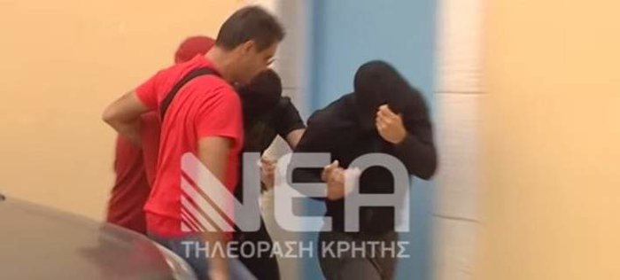 Εφιαλτικές στιγμές κοπέλας στα χέρια 6 νεαρών