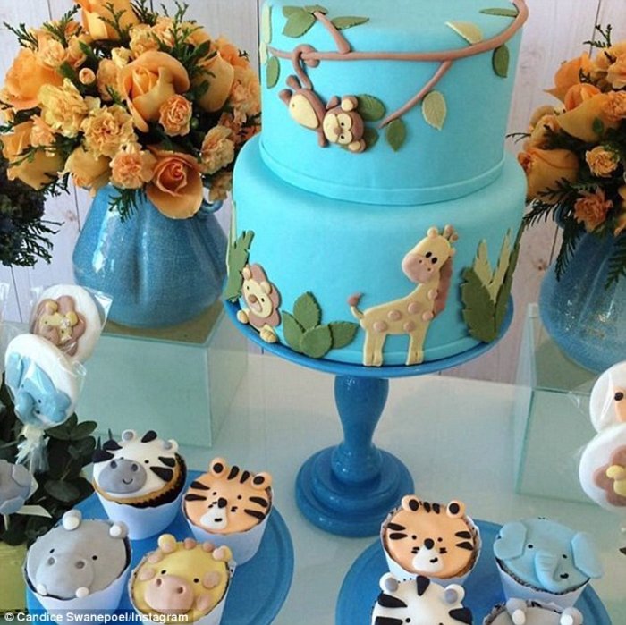 Αγγελος της Victoria's secret έκανε το πιο όμορφο baby shower [Εικόνες] - εικόνα 3