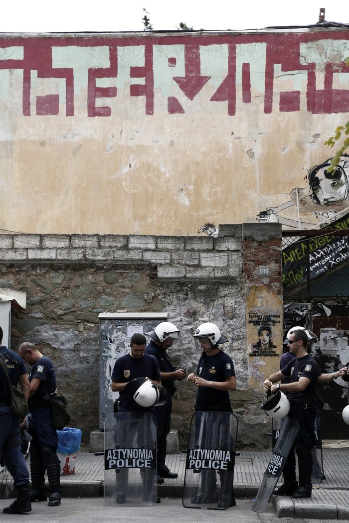 Η "ανοχή" της πολιτείας στις καταλήψεις "τρομάζει" την ΕΛ.ΑΣ.