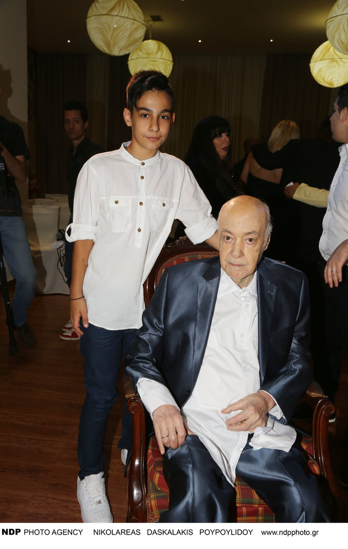 Το ξέσπασμα του γιου του Μπάρκουλη κατά όσων «πέθαναν» τον πατέρα του - εικόνα 4