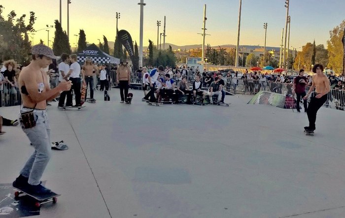 Ελληνικό Vabs Shop: Riot: Οι skateαδες έβαλαν "φωτιά" στο Μαρούσι - φωτό - - εικόνα 2