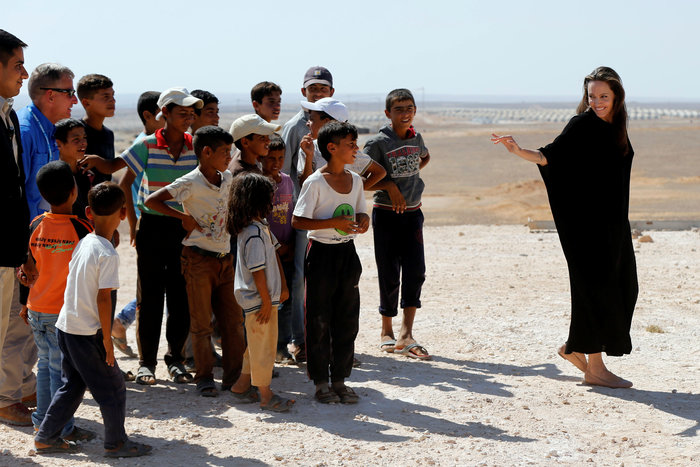 Αντζελίνα Τζολί: Να μπει επιτέλους τέλος στον πόλεμο στη Συρία