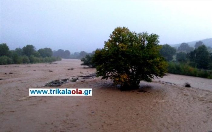Πέμπτος νεκρός από την κακοκαιρία, νέες καταστροφές