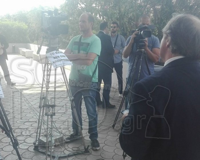Με φυλλάδια κατά του «μαύρου» περιμένουν τον Τσίπρα οι τεχνικοί στη ΔΕΘ