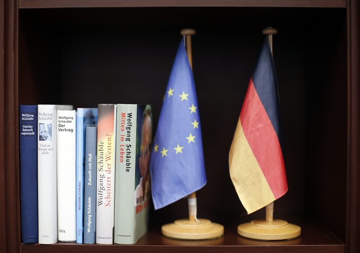 Σόιμπλε:Ο μακροβιότερος βουλευτής στη Bundestag θα ξανακατέβει στις εκλογές - εικόνα 4