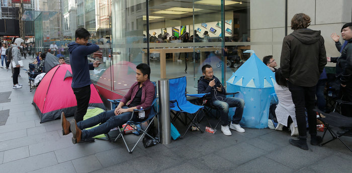 Ξεκίνησε η υστερία με τα iphone, ουρές στην Αυστραλία - εικόνα 4