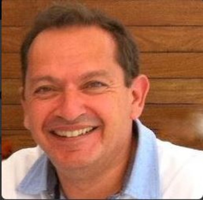 Κορυφαίος βρετανός διπλωμάτης ασπάστηκε το Ισλάμ
