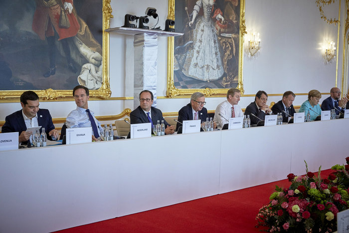 Άλλη μια «Σύνοδος ευχών» της ΕΕ στην Μπρατισλάβα