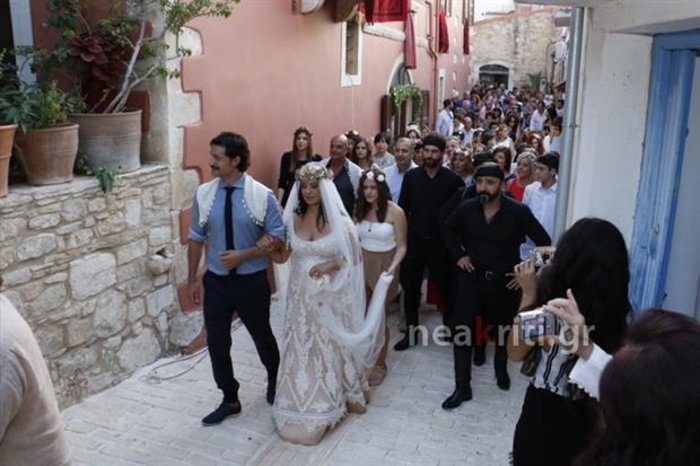 Ο κρητικός γάμος της Μαρίας Τζομπανάκη στον Μυλοπόταμο [εικονες] - εικόνα 2
