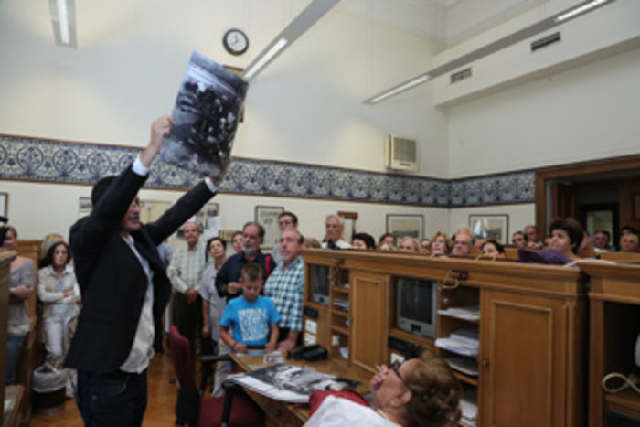 Και στο χώρο των κοινοβουλευτικών συντακτών